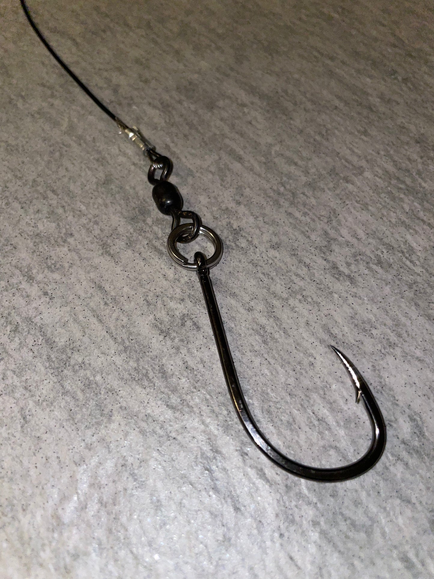 Single-Hook Catfish Rigs – Pre-Rigged Wire Leaders