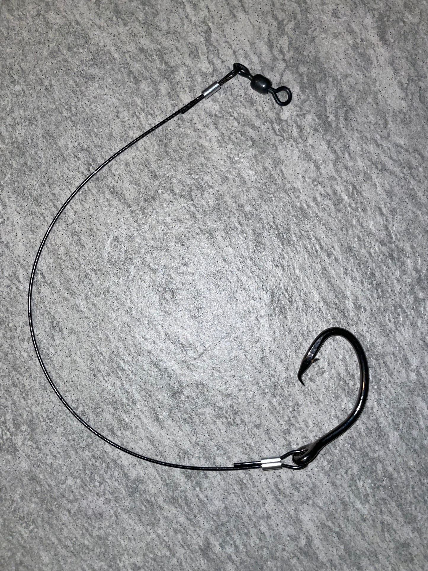 Single-Hook Catfish Rigs – Pre-Rigged Wire Leaders